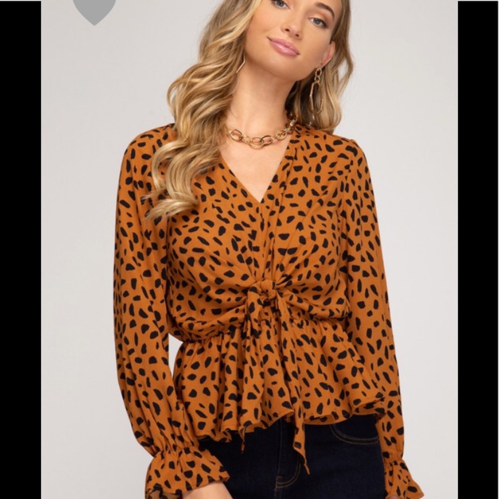 Animal print tie front top - Picture 1 of 2